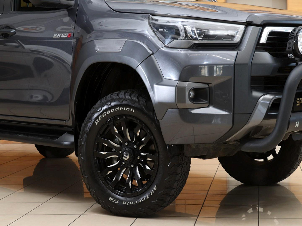 TOYOTA HILUX 2.8 GD-6 RB LEGEND P/U D/C, image 2