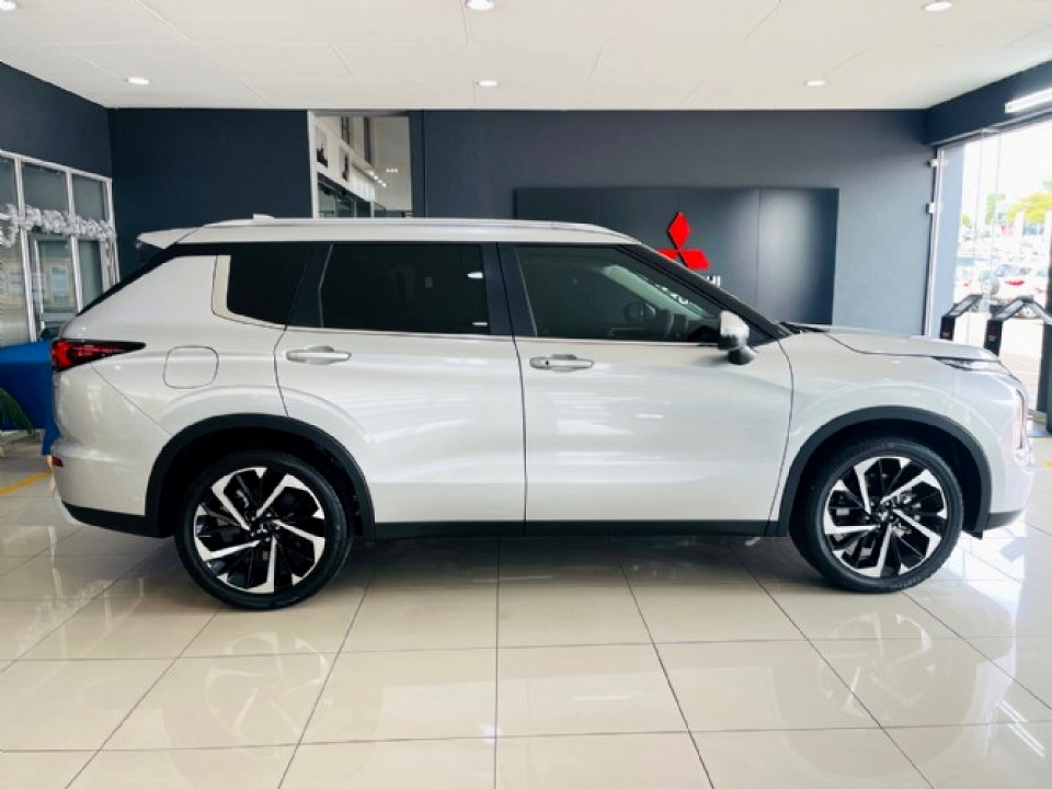 MITSUBISHI OUTLANDER 2.5 ASPIRE CVT, image 2