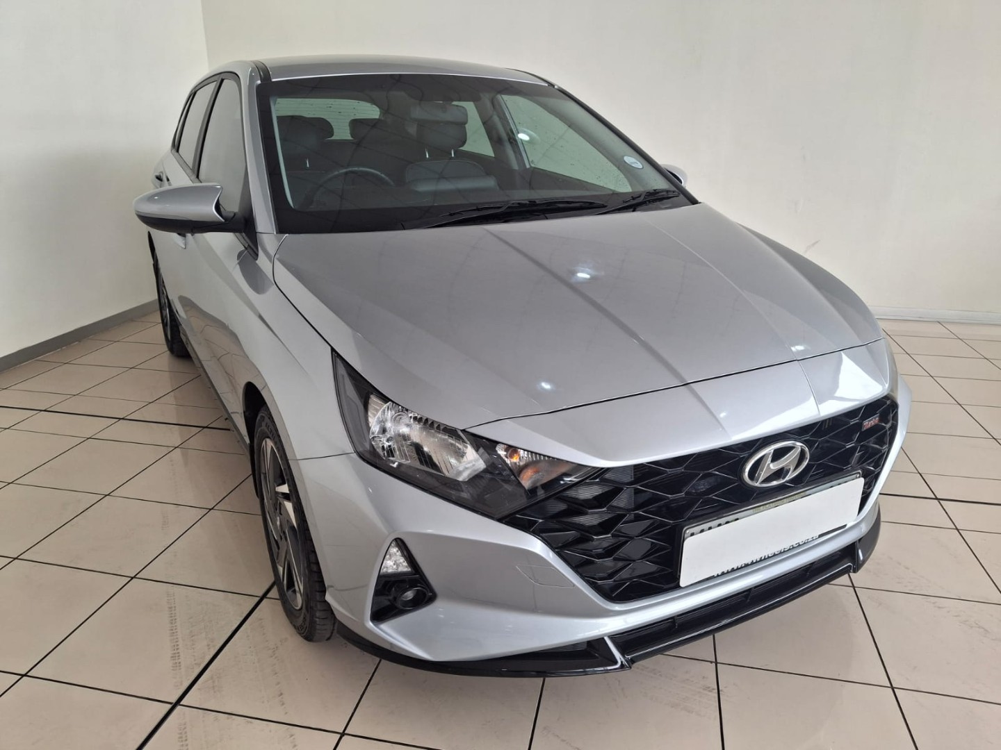 HYUNDAI i20 1.0 TGDI FLUID DCT, image 1