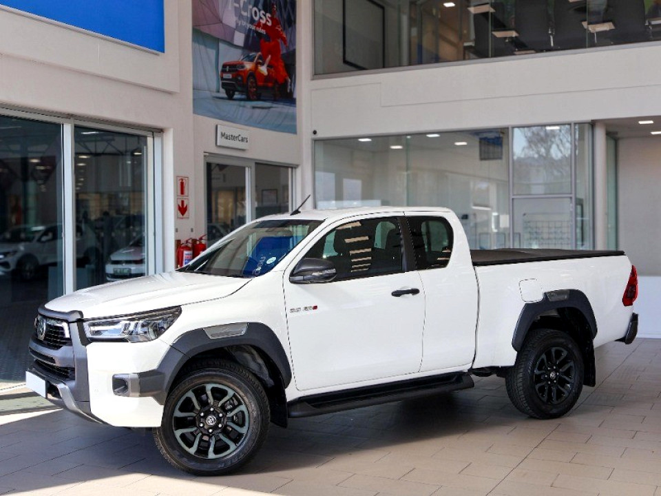 TOYOTA HILUX 2.8 GD-6 RB LEGEND P/U E/CAB, image 2