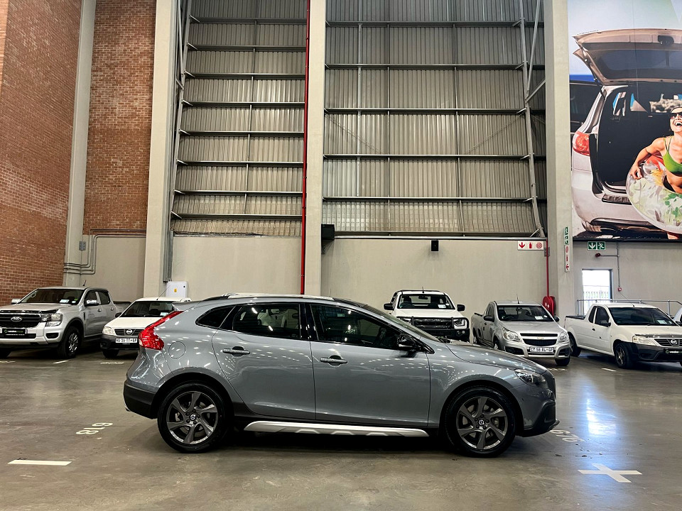 VOLVO V40 CC T4 INSCRIPTION GEARTRONIC, image 1