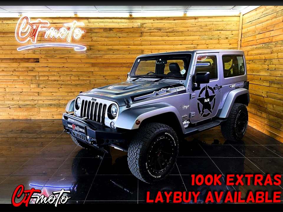 JEEP WRANGLER SAHARA 3.6L V6 A/T 2DR, image 1