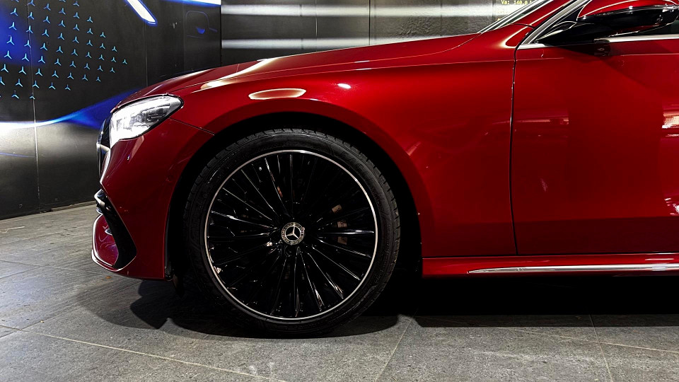 MERCEDES-BENZ E 220d, image 2