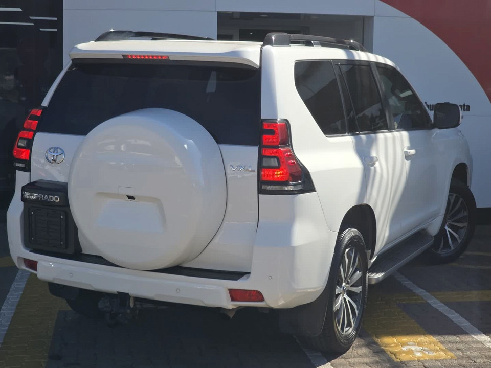 TOYOTA PRADO VX-L 2.8GD A/T, image 2