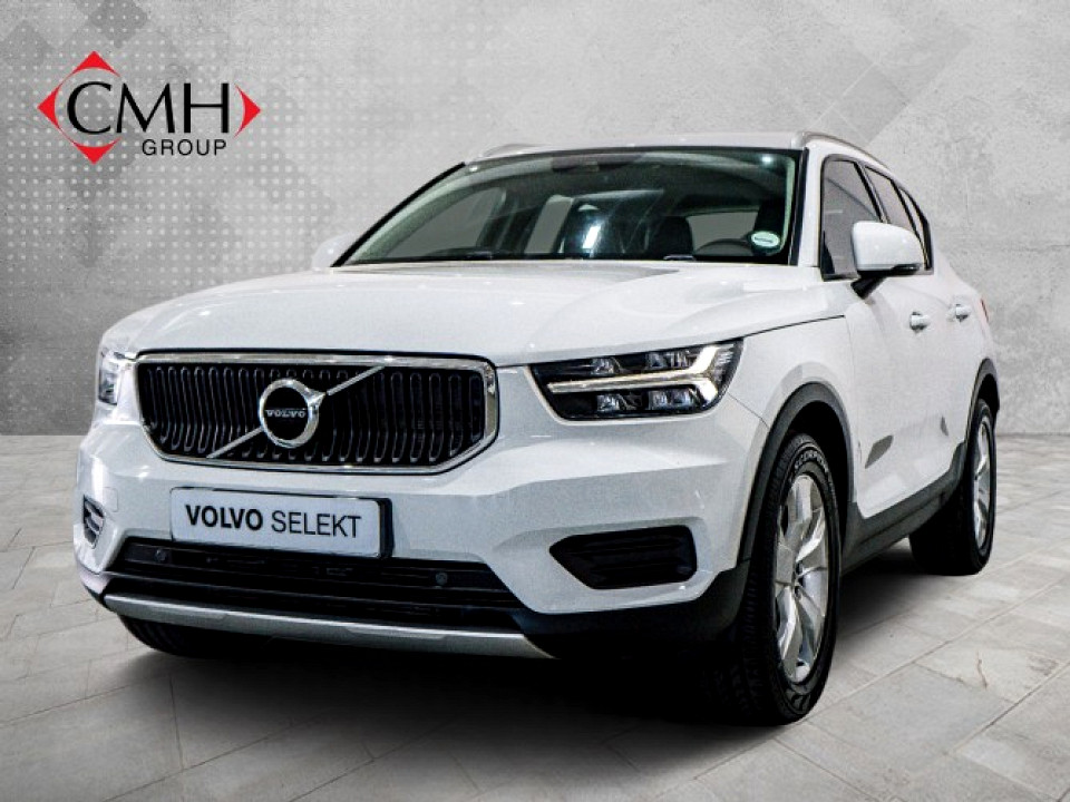 VOLVO XC40 D4 MOMENTUM AWD GEARTRONIC, image 1
