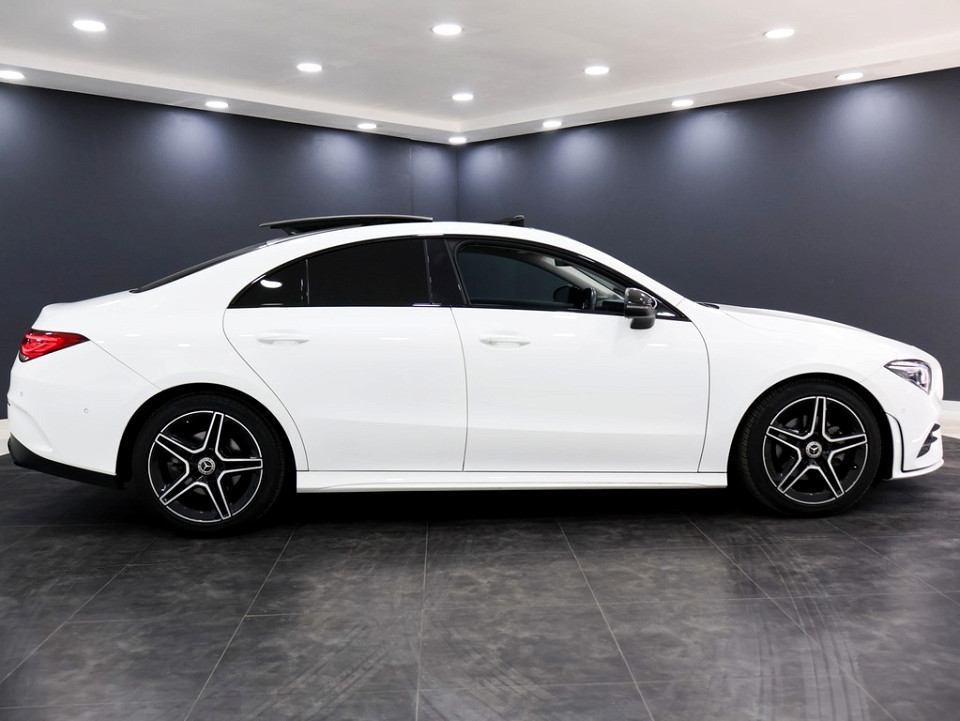 MERCEDES-BENZ CLA200 A/T, image 2