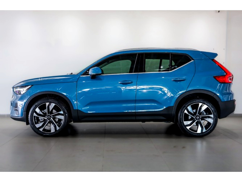 VOLVO XC40 B5 PLUS BRIGHT GEARTRON AWD (MILD HYBRID), image 2