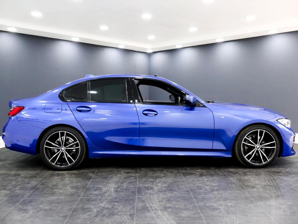 BMW 320i M SPORT A/T (G20), image 2