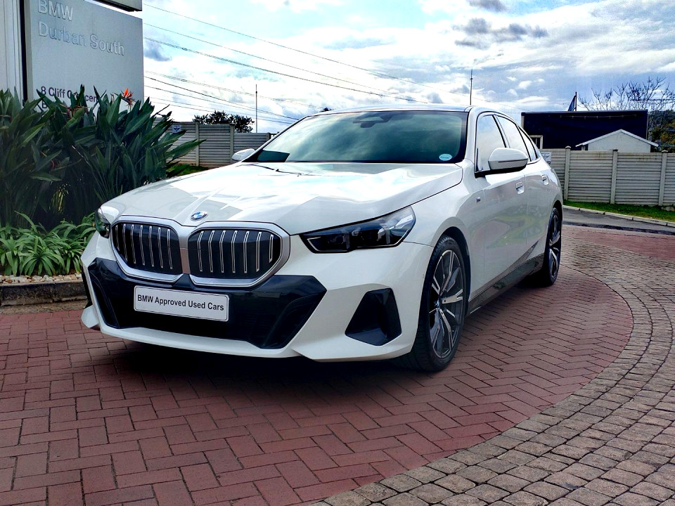 BMW 520d M SPORT, image 2