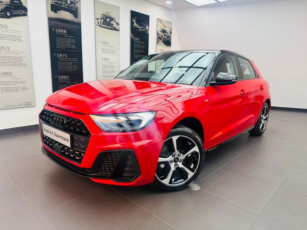 AUDI A1 SPORTBACK 30 TFSI BLACK EDITION S-TRONIC, image 1