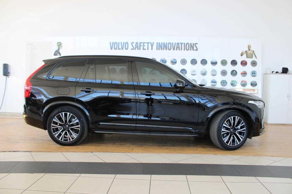 Volvo XC90 Twin Engine AWD Ultra Dark, image 2