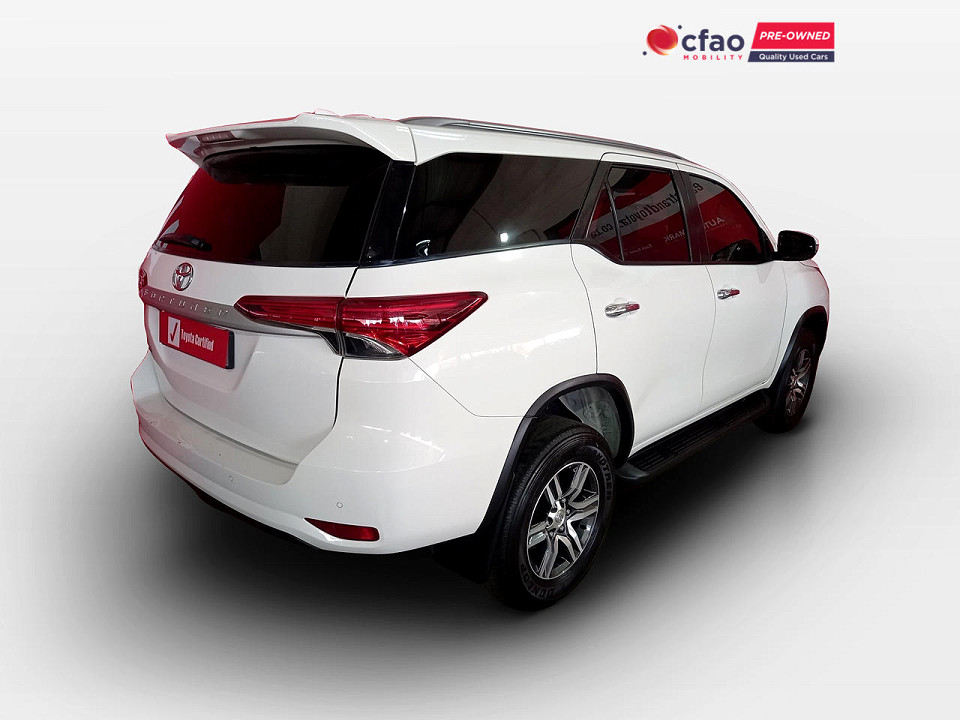 Toyota Fortuner 2.4GD-6 R/B A/T, image 2
