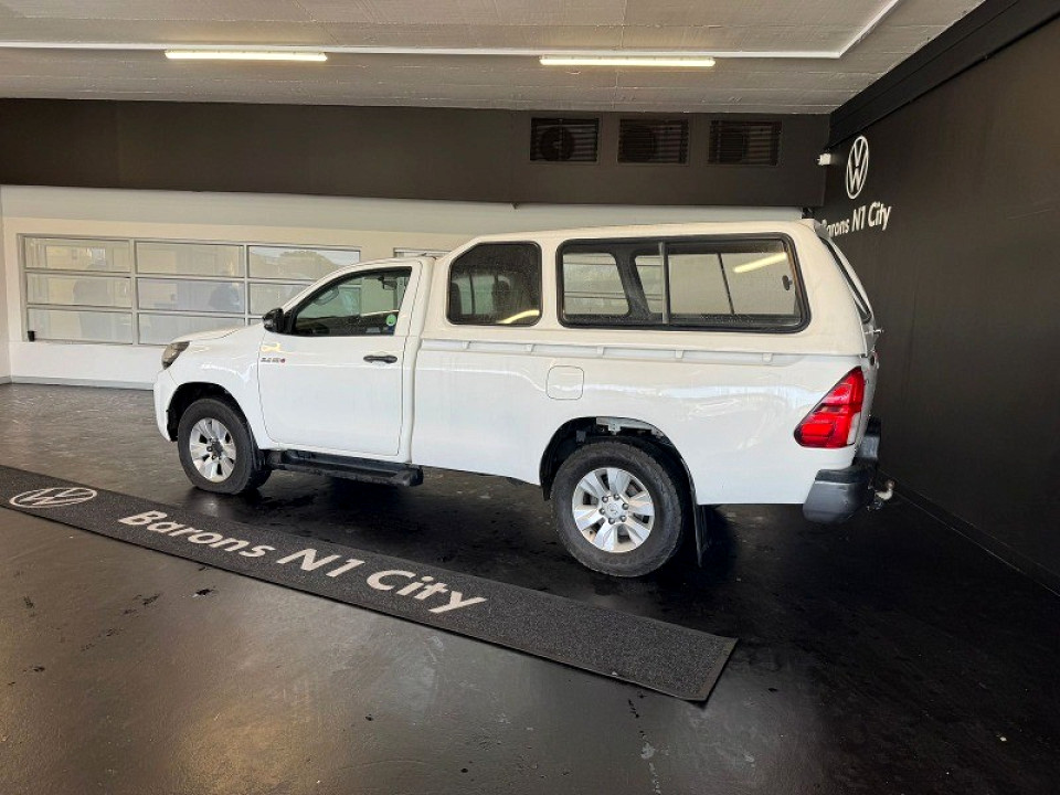 TOYOTA HILUX 2.4 GD-6 SRX 4X4 A/T P/U S/C, image 2