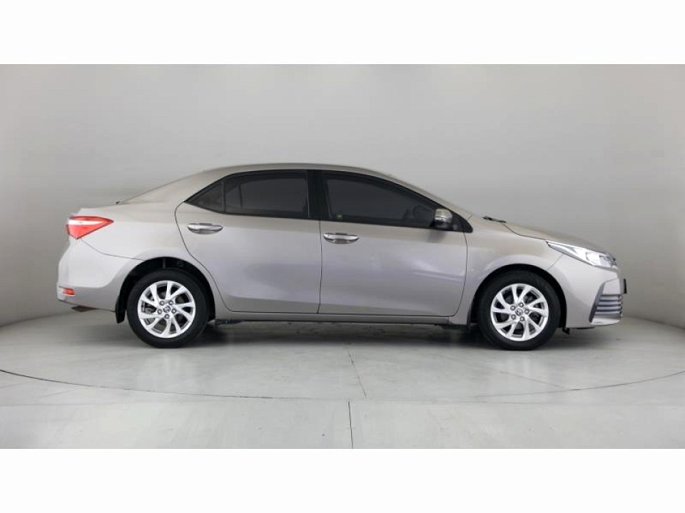 TOYOTA COROLLA QUEST, image 2