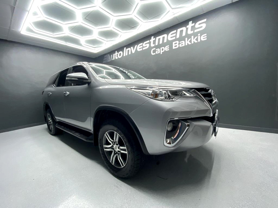 TOYOTA FORTUNER 2.4GD-6 R/B, image 1
