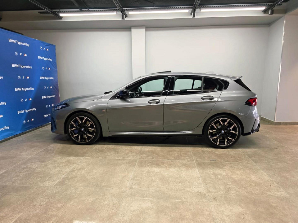 BMW M135 xDRIVE M SPORT PRO A/T (F70), image 2