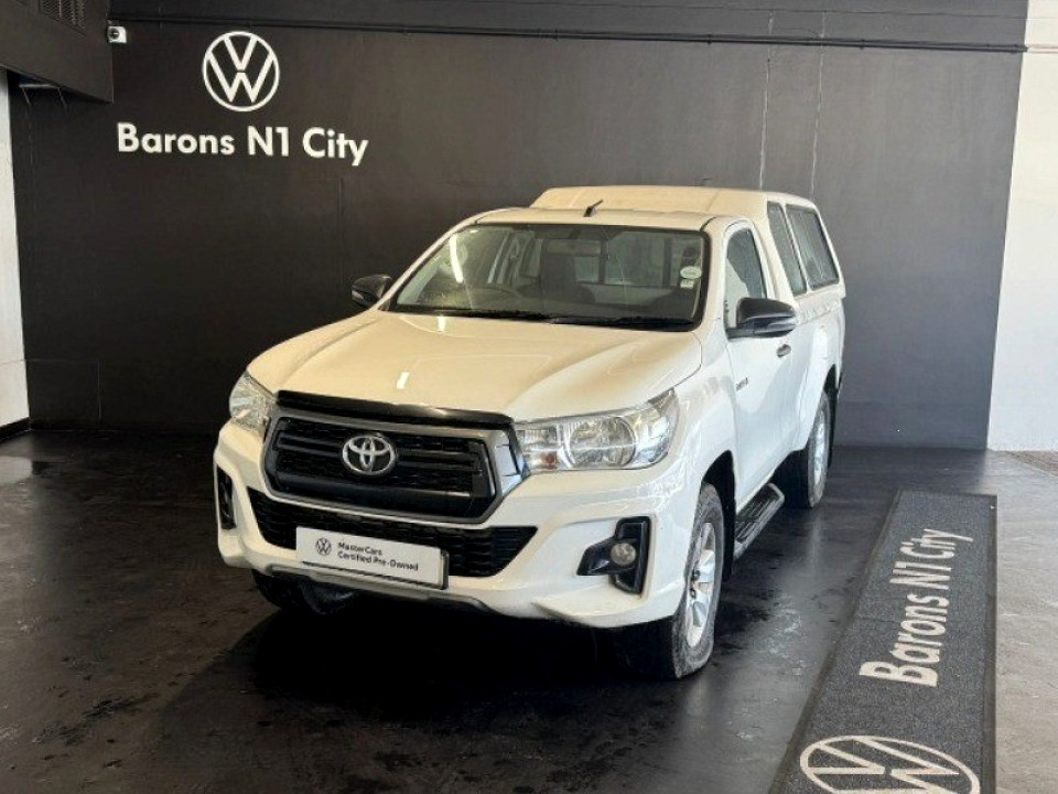 Toyota Hilux Double Cab  2.4GD6 4X4 Raider MT, image 1