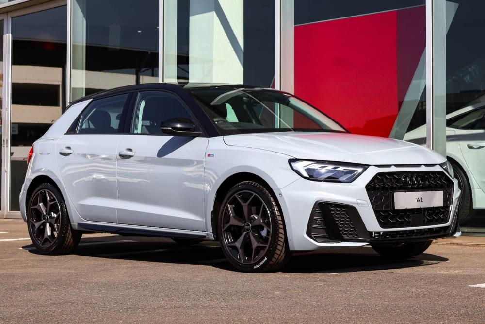 AUDI A1 SPORTBACK 30 TFSI BLACK EDITION S-TRONIC, image 1
