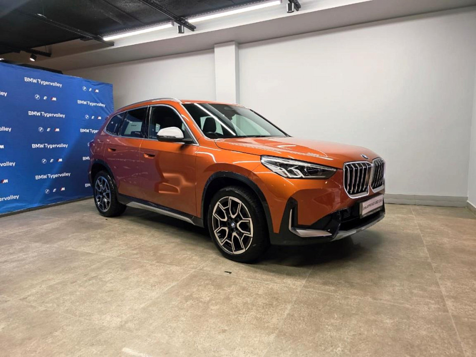 BMW X1 sDRIVE18i x-LINE, image 1