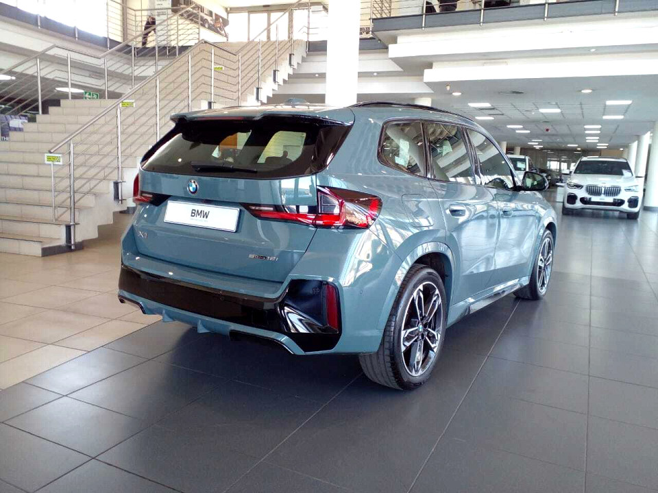 BMW X1 sDRIVE18i M-SPORT, image 2