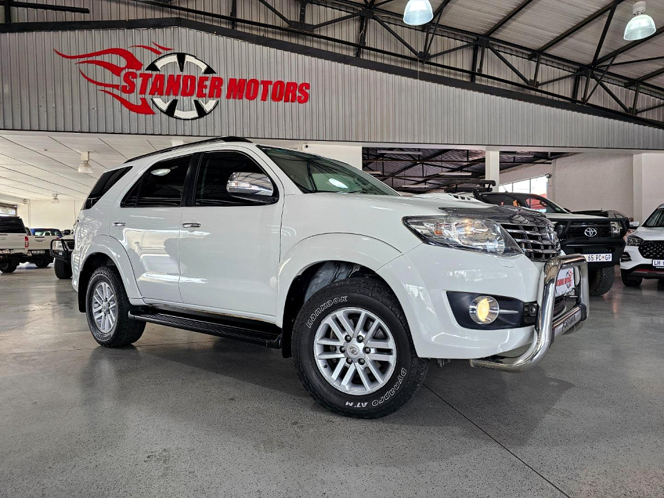 TOYOTA FORTUNER 3.0D-4D R/B , image 2