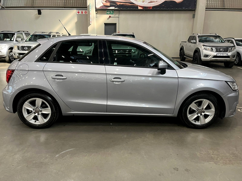 AUDI A1 SPORTBACK 1.0T FSi S STRONIC (25 TFSi), image 2
