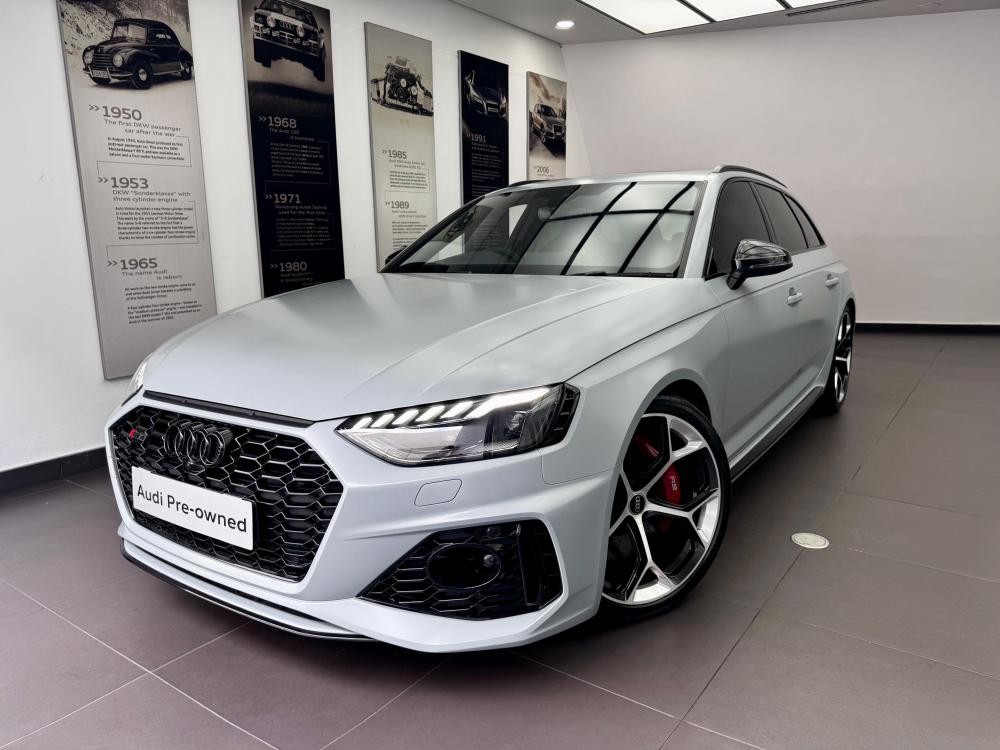 AUDI RS4 AVANT QUATTRO TIPTRONIC, image 1
