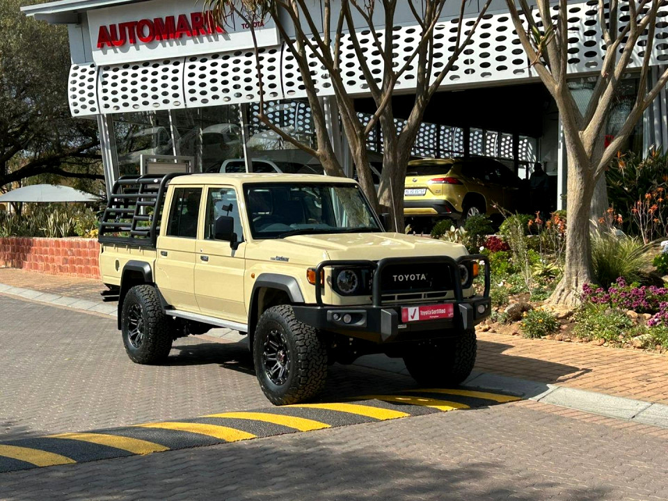 TOYOTA LAND CRUISER 79 2.8 GD-6 P/U D/C A/T, image 1