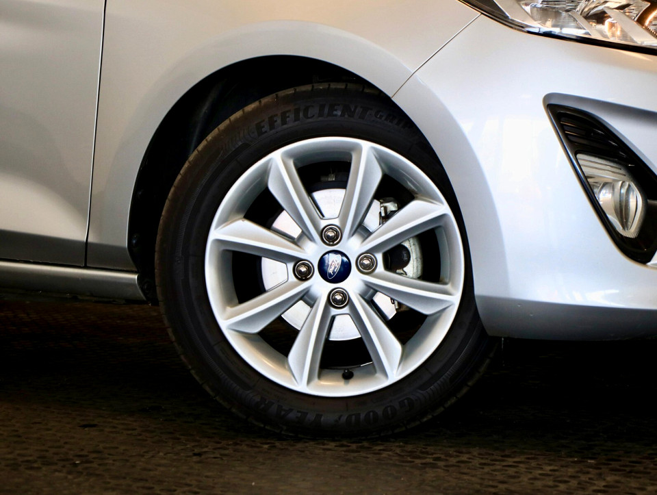 FORD FIESTA 1.0 ECOBOOST TREND 5DR, image 2