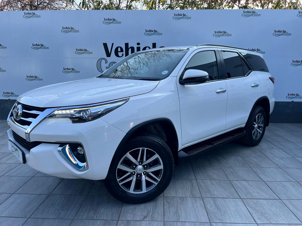 TOYOTA FORTUNER 2.8GD-6 R/B A/T, image 2