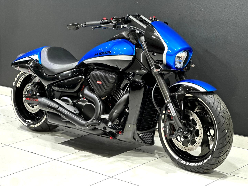 SUZUKI BOULEVARD, image 1