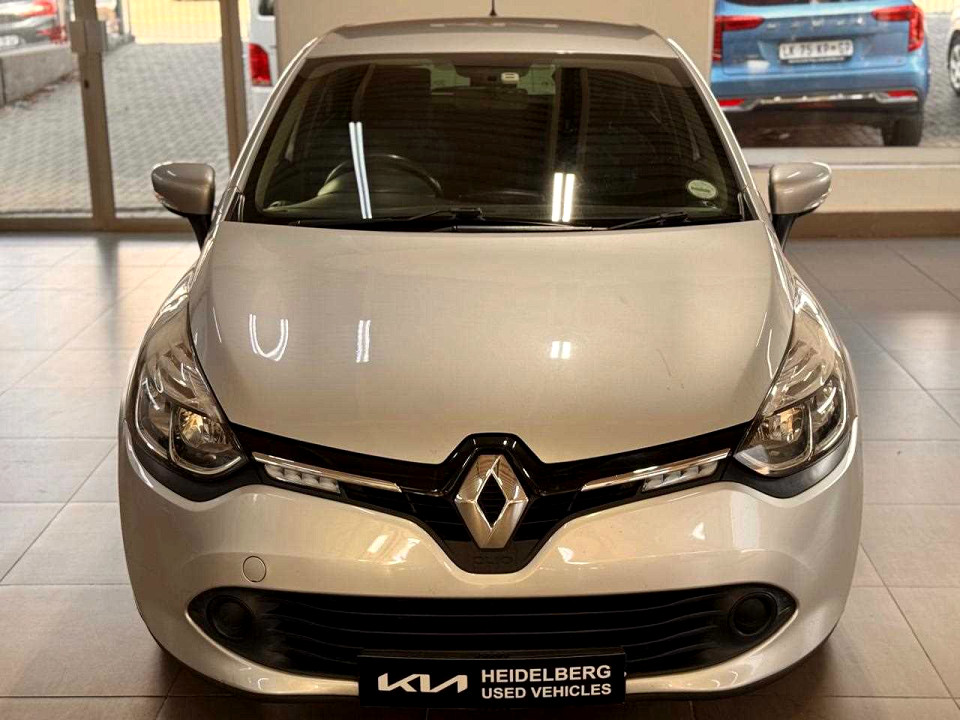 RENAULT CLIO IV 900T BLAZE LTD EDITION 5DR (66KW), image 2