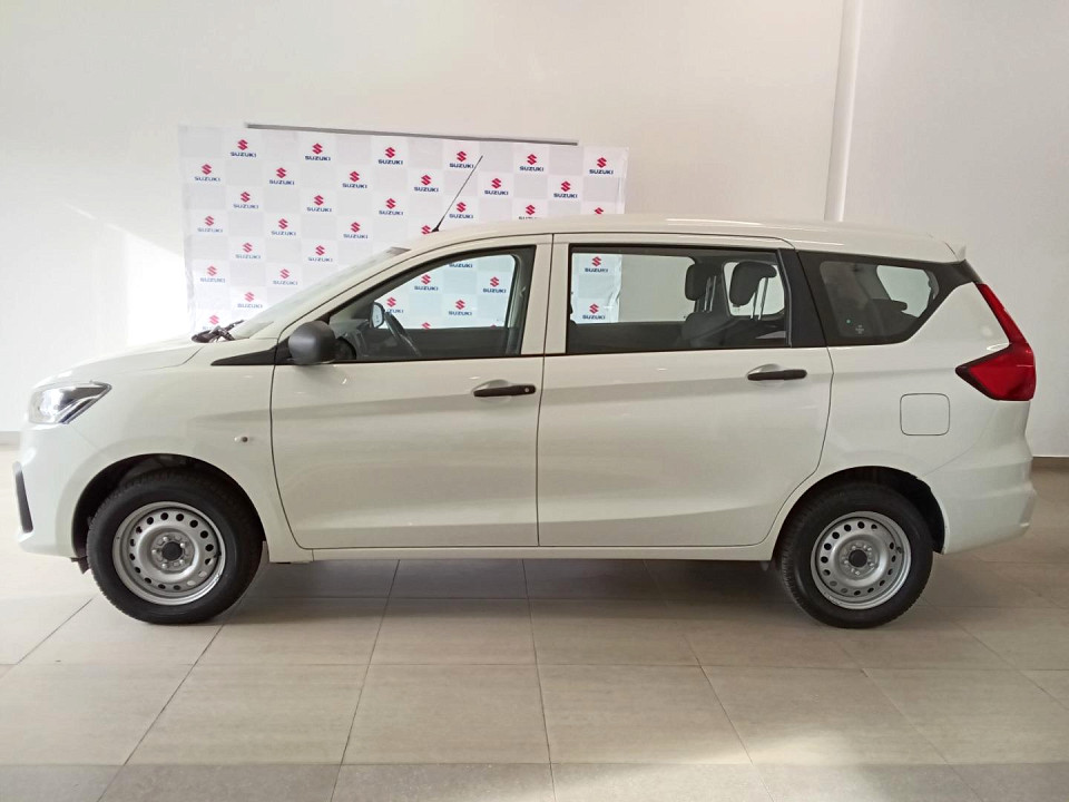 SUZUKI ERTIGA 1.5 GA, image 2