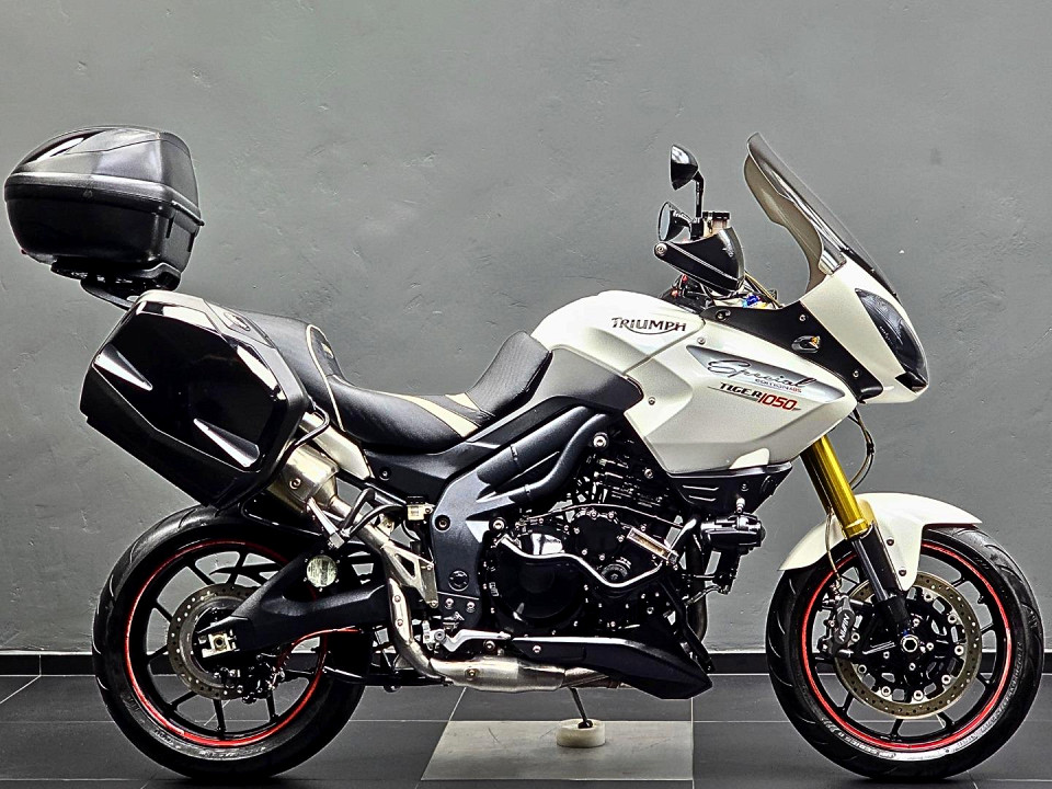 TRIUMPH TIGER 1050 SPORT ABS, image 2