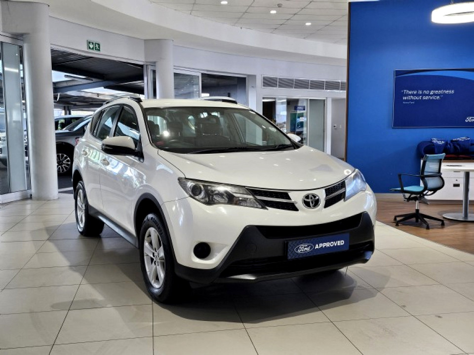 Toyota RAV4 2.0 GX, image 1