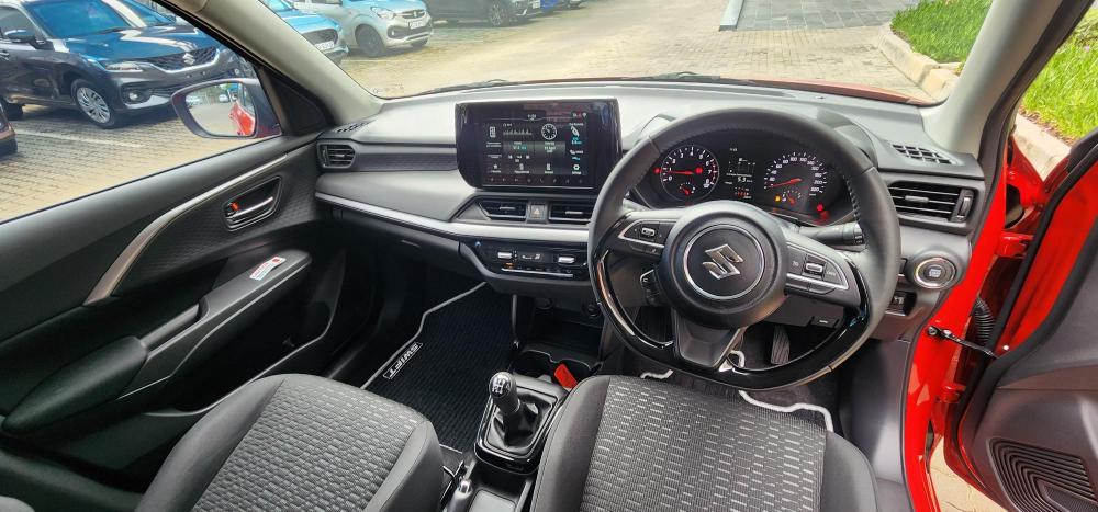 SUZUKI SWIFT 1.2 GLX CVT, image 2