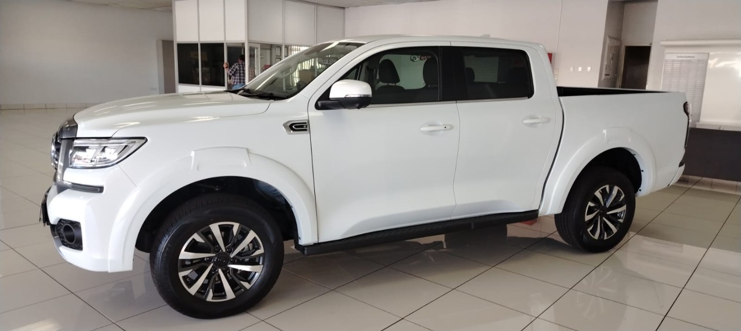GWM P300 2.4TD LS A/T D/C P/U, image 2