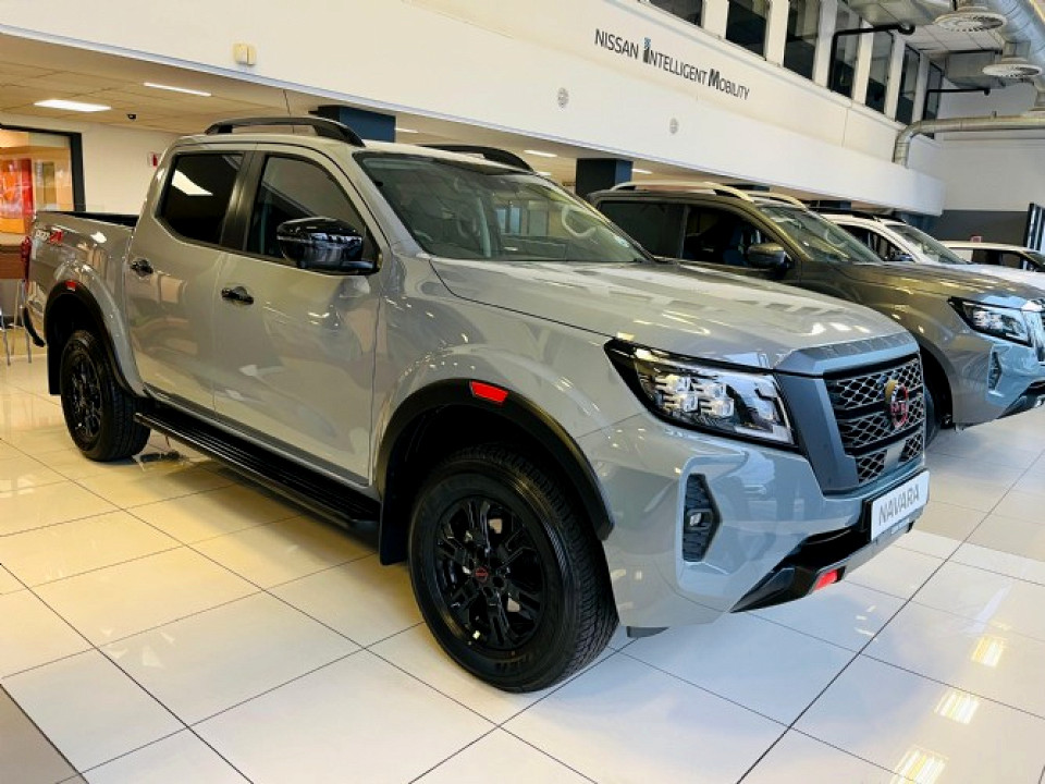 NISSAN NAVARA 2.5DDTi PRO-2X A/T D/C P/U, image 1