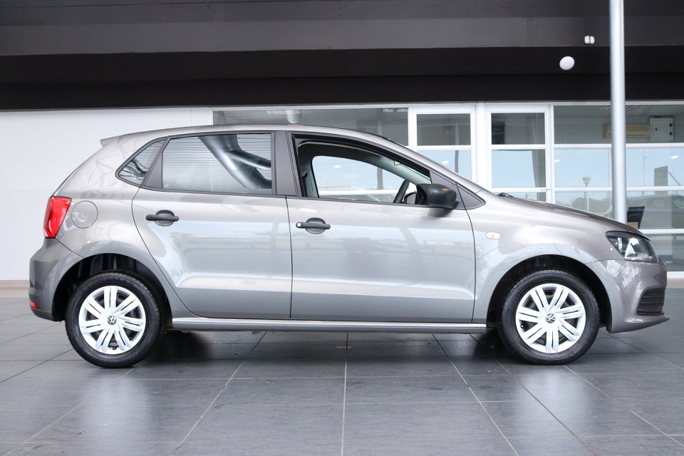 VOLKSWAGEN POLO VIVO 1.4 TRENDLINE (5DR), image 2