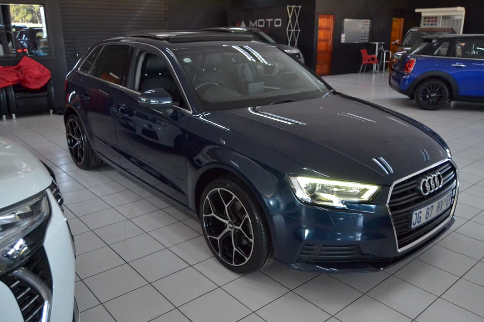 AUDI A3 SPORTBACK 1.0 TFSI STRONIC (30 TFSI), image 1