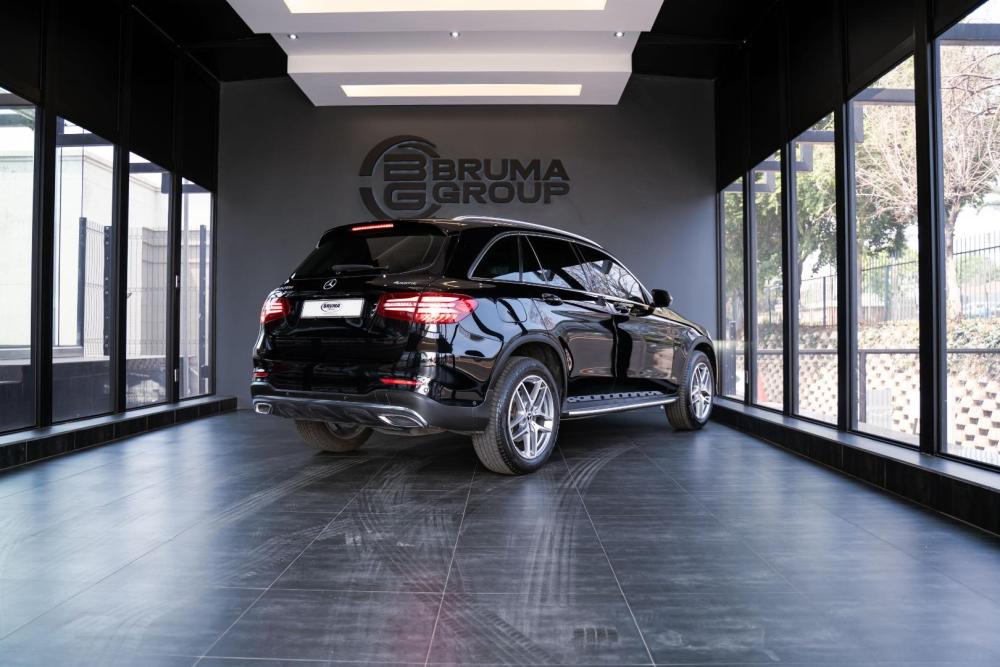 Mercedes-Benz GLC250d 4Matic AMG Line, image 2