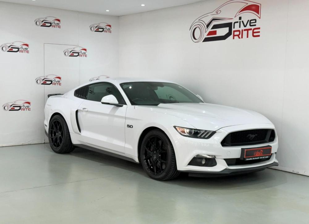 Ford Mustang 5.0 GT fastback, image 1