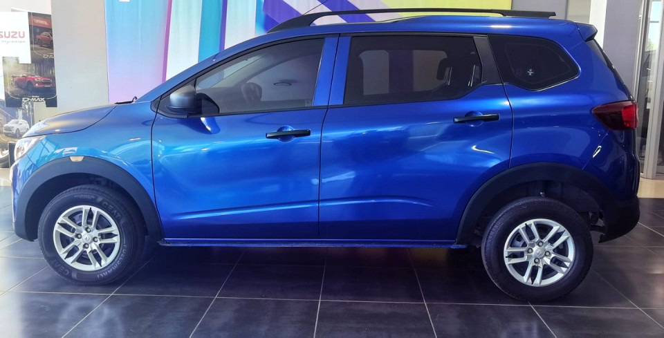 Renault Triber 1.0 Expression, image 2