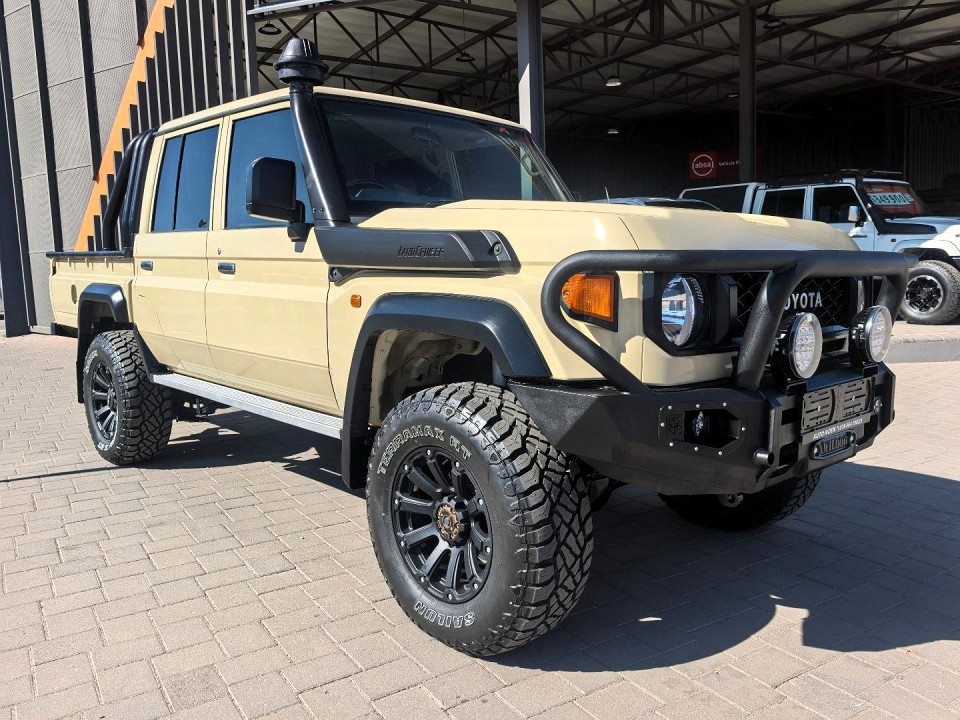 Toyota Land Cruiser 79 4.5D V8 P/U D/C, image 1