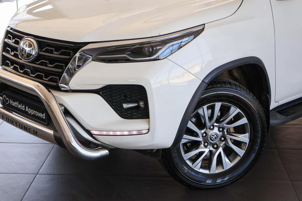 Toyota Fortuner 2.8GD-6 R/B VX A/T, image 2