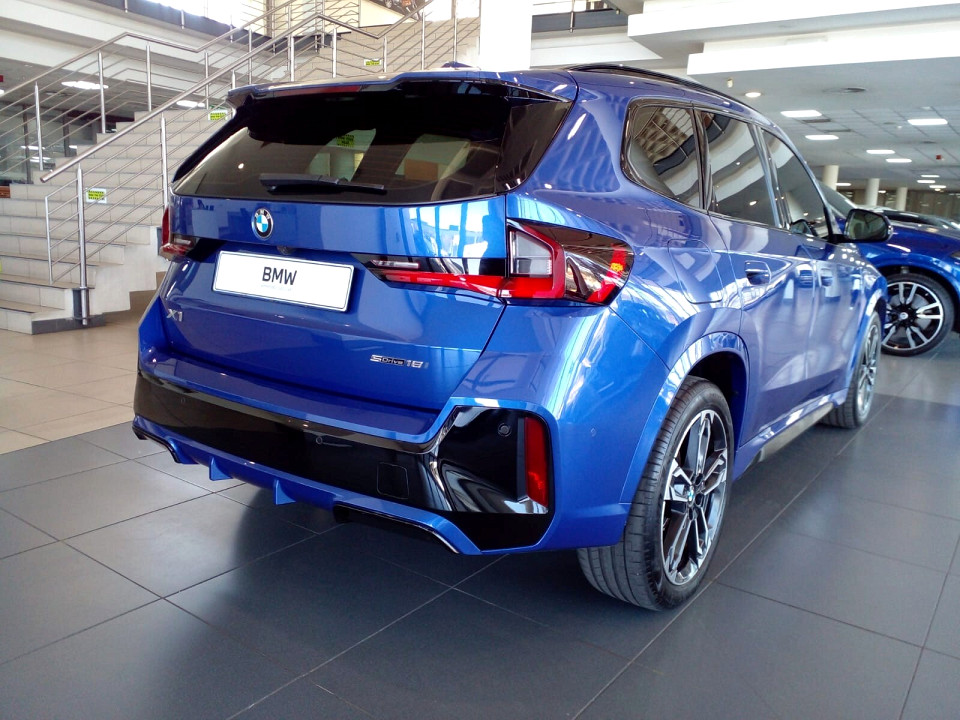 BMW X1 sDRIVE18i M-SPORT, image 2