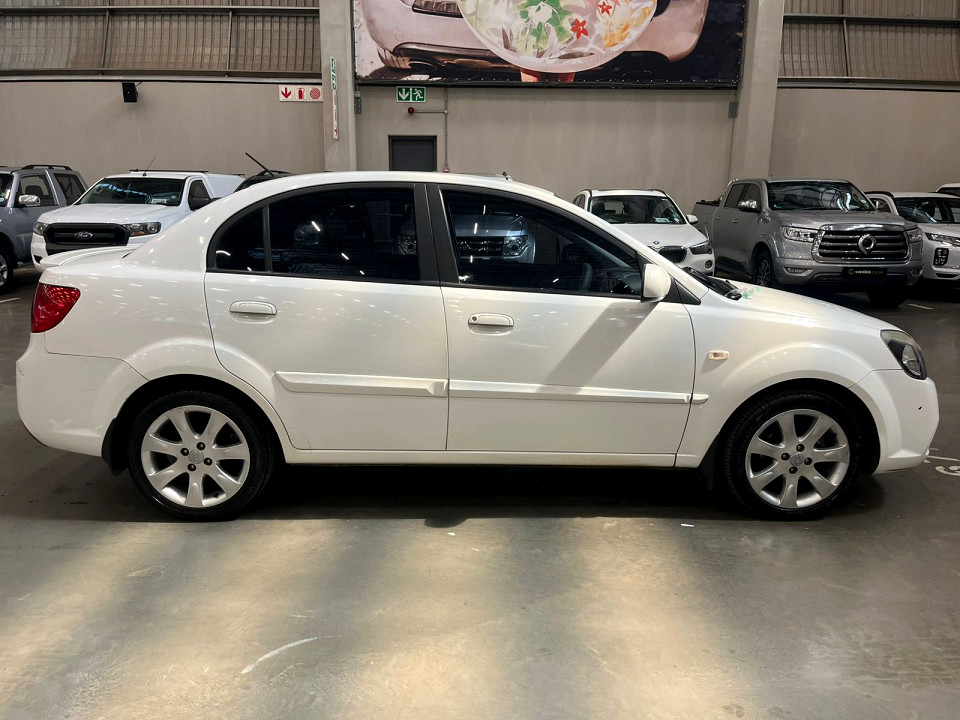 KIA RIO 1.6 HIGH 4DR, image 2