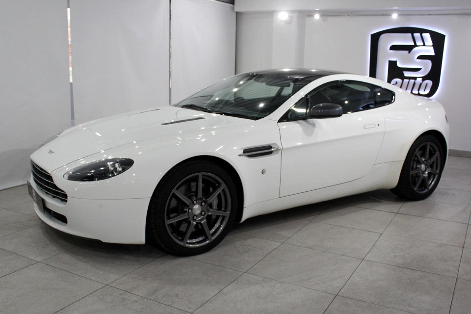 ASTON MARTIN VANTAGE COUPE S/SHIFT, image 2