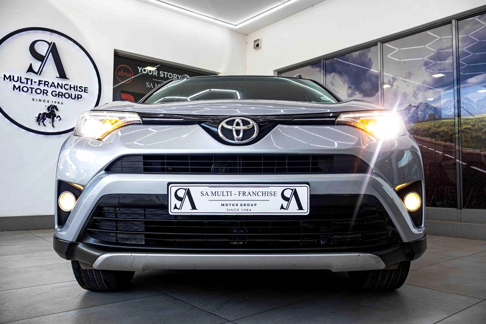 TOYOTA RAV4 2.0 GX A/T, image 2