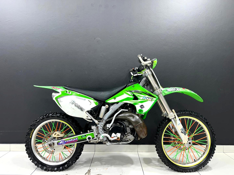 KAWASAKI 250 Classic Collectable, image 2